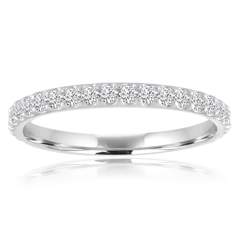 14KWG 0.25CTW BR DIA PAVE BAND SIZE 6