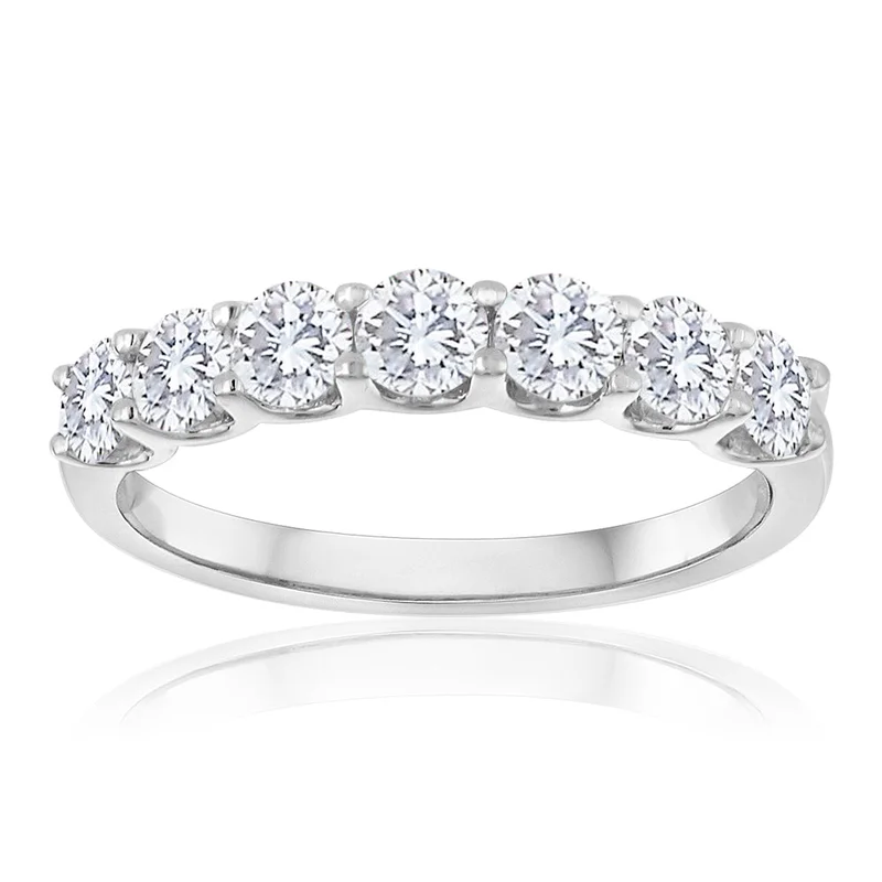 14KWG BR 0.25CTW 7 STONES U PRONG SET BAND.