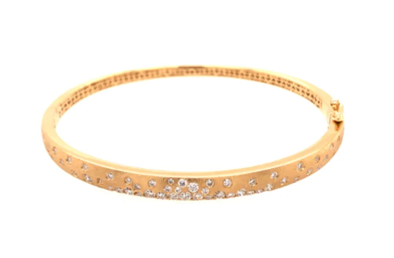 14KYG 0.83CTW BR DIA FLUSH SET NARROW 5MM SATIN FINISH BANGLE
