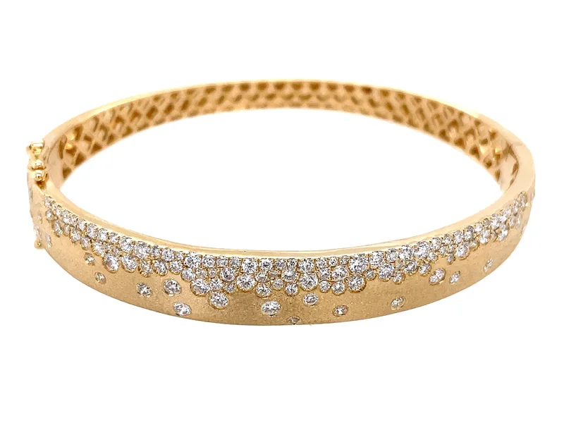 14KYG BR 1.88CT DIA SATIN FINISH BANGLE