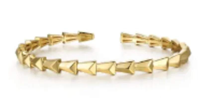 14KYG OVERLAPPING GEOMETRIC OPEN BANGLE SIZE 5.5