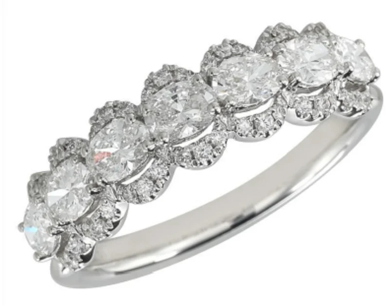18KWG 1.01CTW OV 0.17CTW BR DIA 7 STONE W HALO FASHION BAND