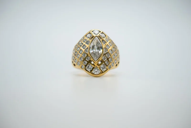 18KYG 1.25CT MQ F VS1 NAT W 1.50CTW BR DIA CUSTOM RING