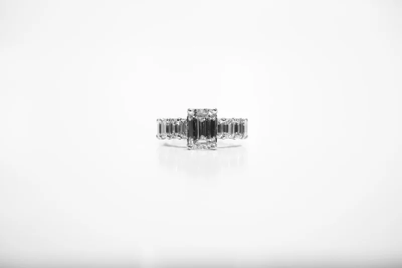 2.57CT EM E VS1 LAB/14KWG 6.17CTW EM LAB ETERNITY BAND WITH CENTER DIAMOND LAB DIAMONDS 2.57CT