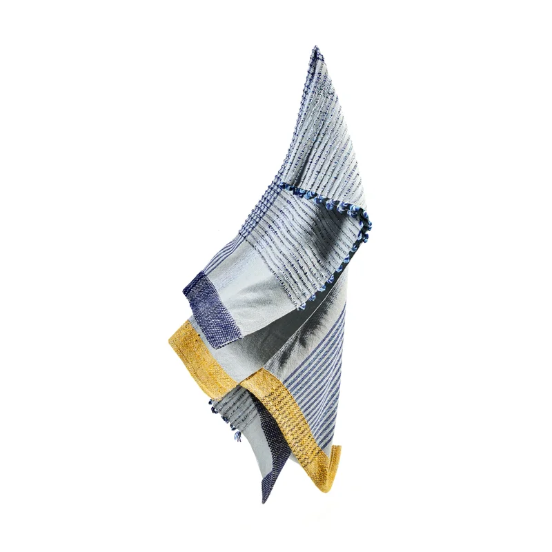 Chumbes Throws blue