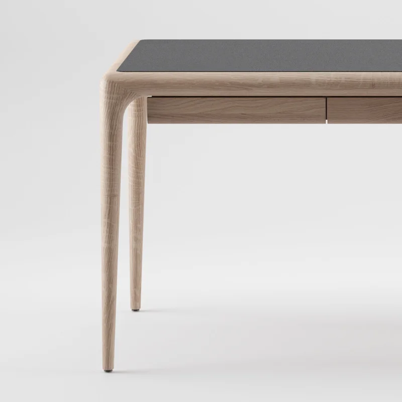 LATUS Leather Desk