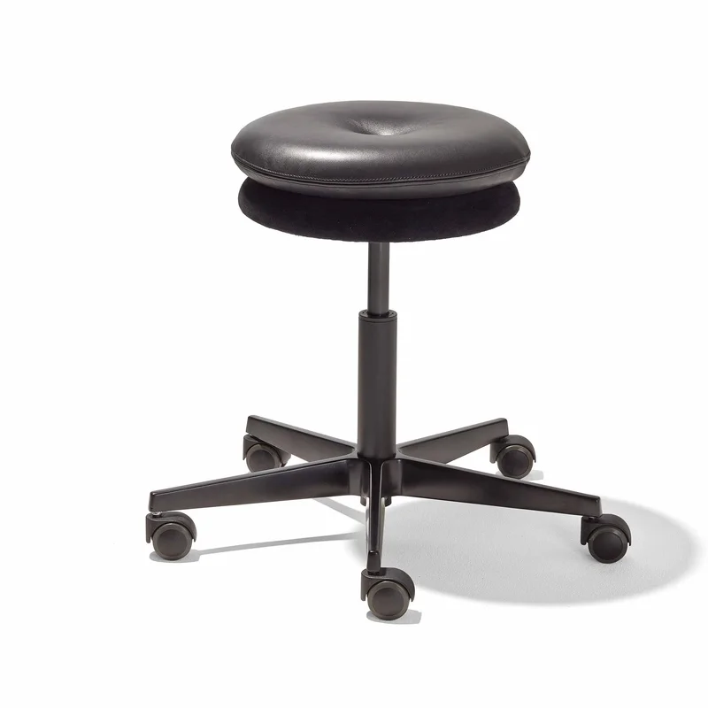 Mr. Round Swivel Stool