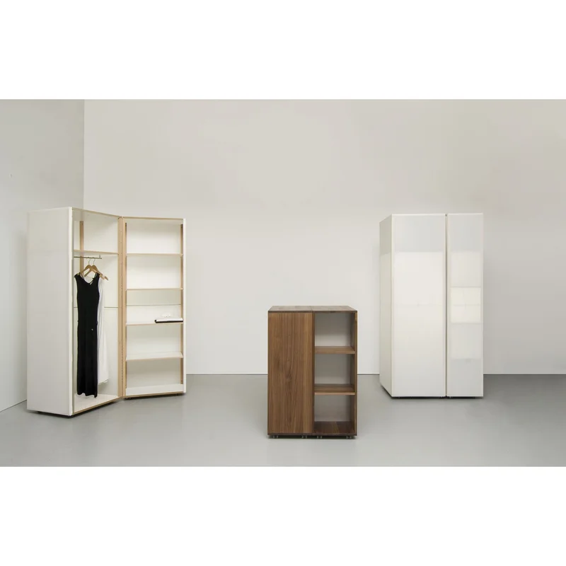 Quartier wardrobe