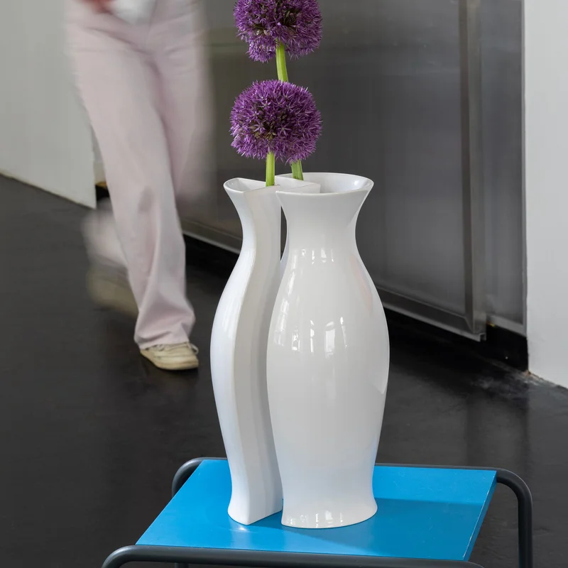 QUATER Vase III White