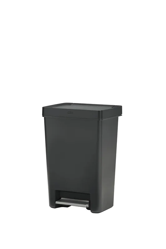 Rubbermaid Premier Series II Step-On Trash Can