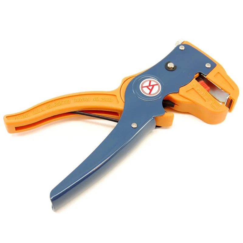 Self-adjusting wire stripper