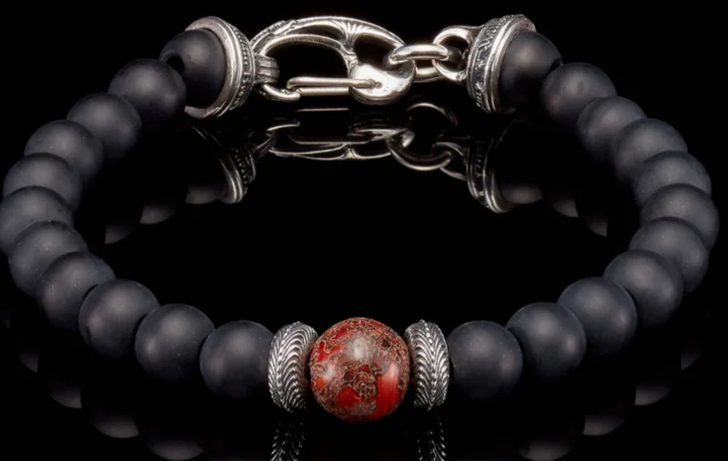 SILVER DINO BONE CENTERPIECE WITH BLK ONYX BRACELET