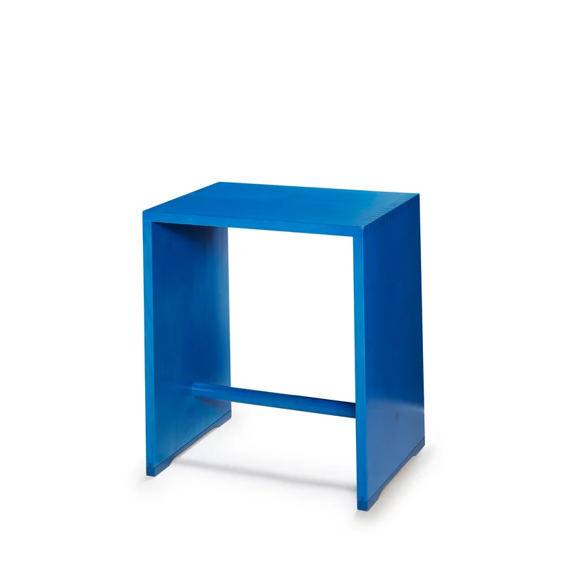 Ulmer Stool Spruce Natural